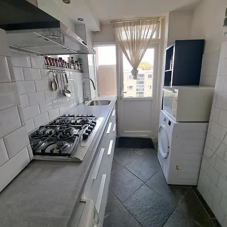 Appartement Risties Home, Dichtbij Stad, Stand& Natuur *